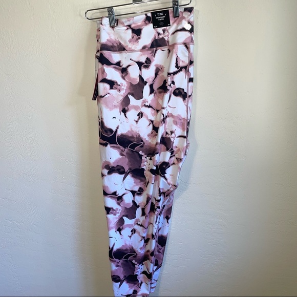 belk Pants & Jumpsuits Belk Blackpink Floral Workout Leggings
